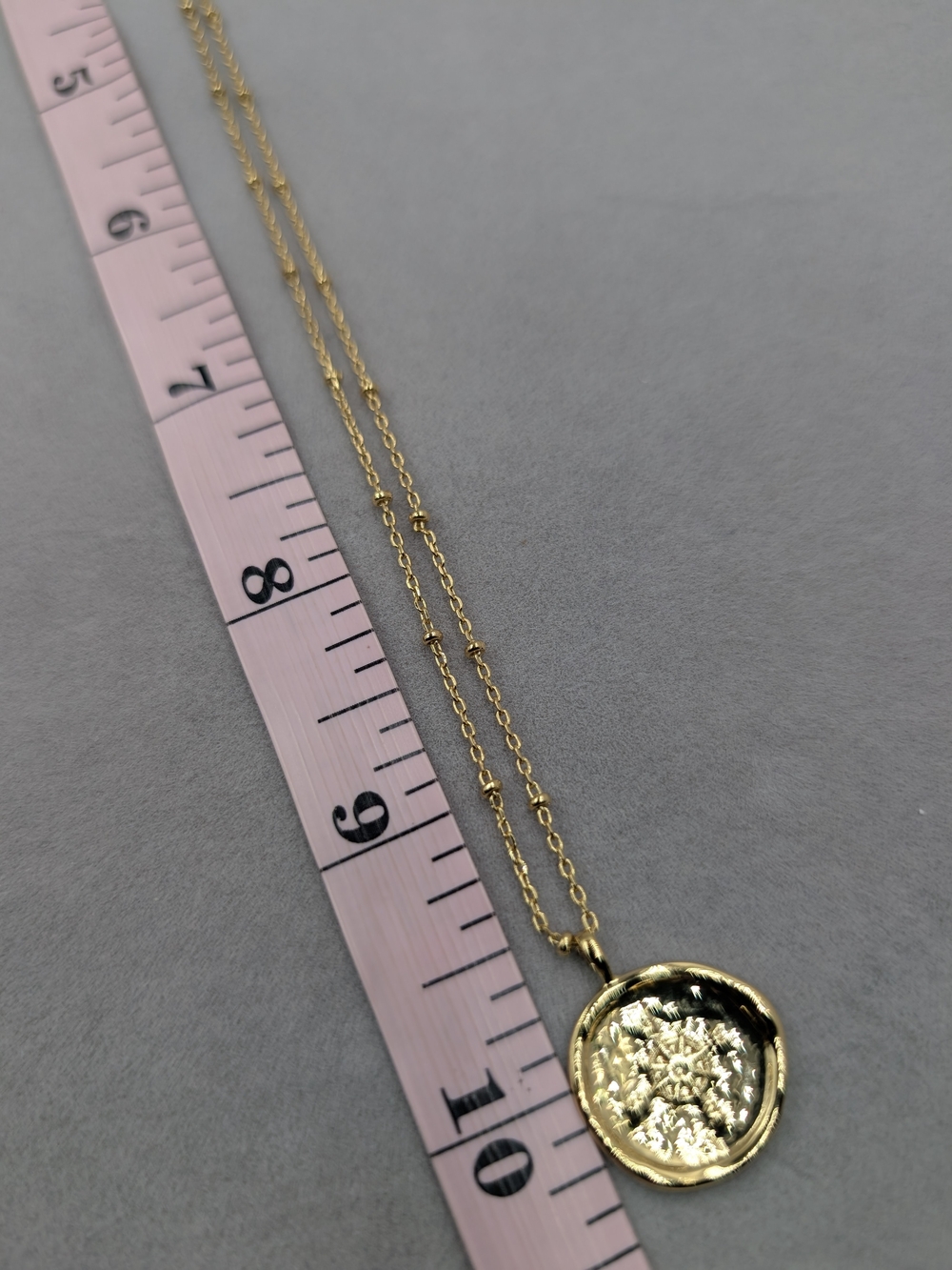 Gorjana Compass Coin Necklace 18K Gold Plated Celestial | M154 - Picture 6 of 9